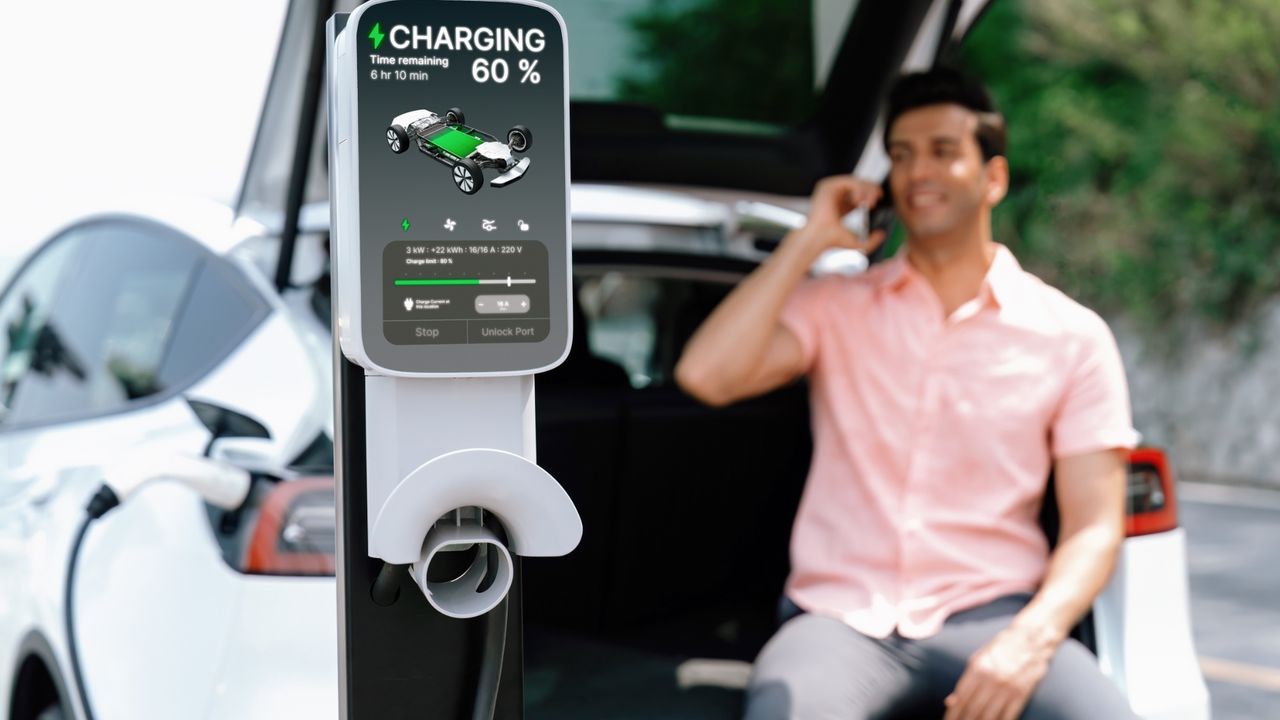 Monitoring EV Charging Infrastructure for Uptime and Privacy